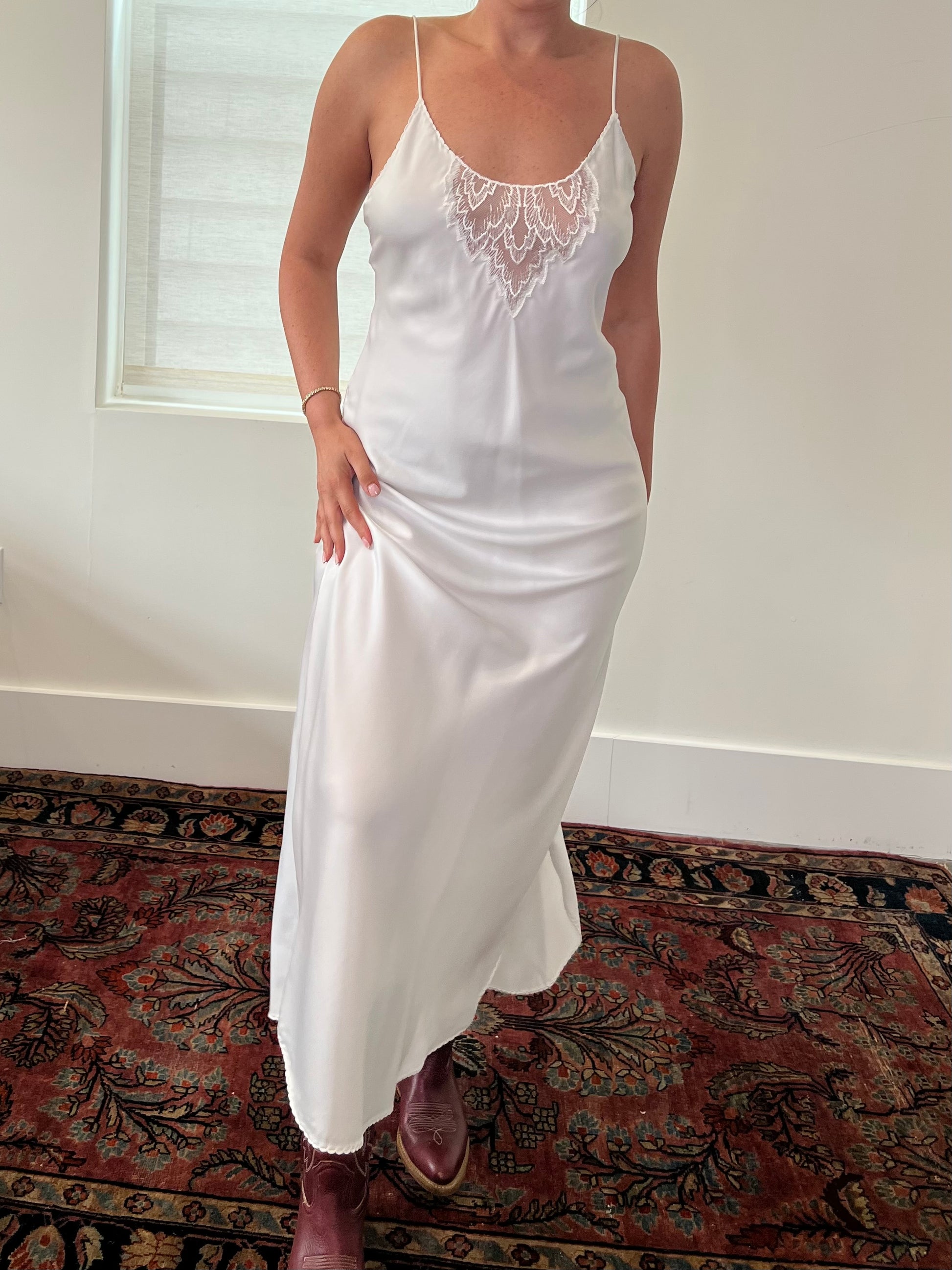 80s Romantic White Nightgown