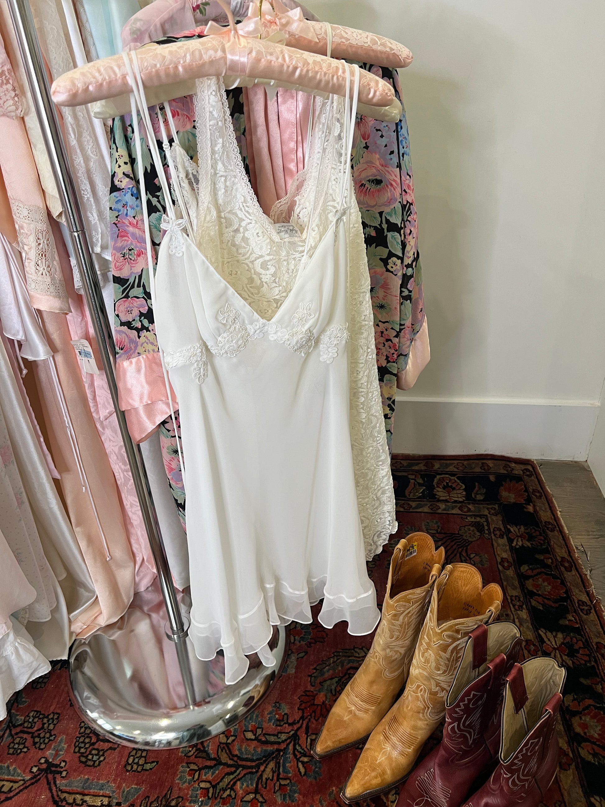 90s Mini Romantic Slip