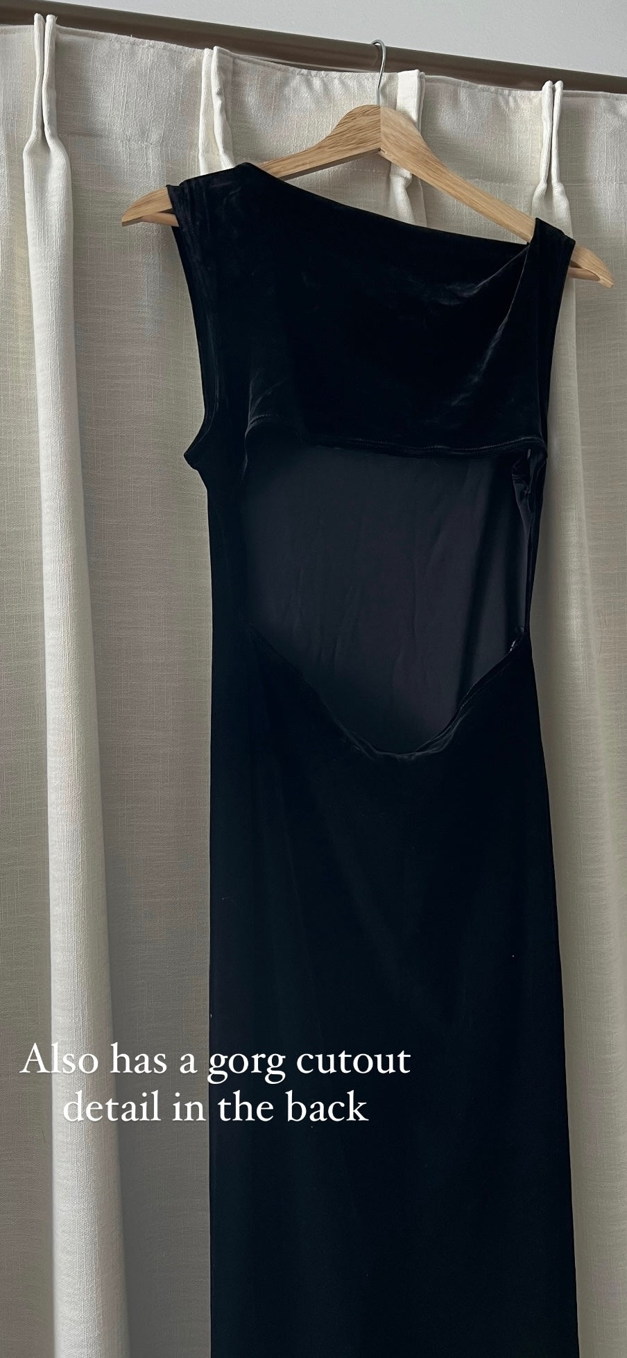 90s Chic Velvet Dress